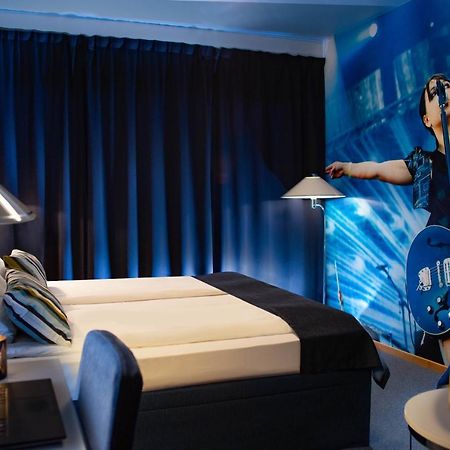 Hotell Hulingen Hultsfred Bagian luar foto