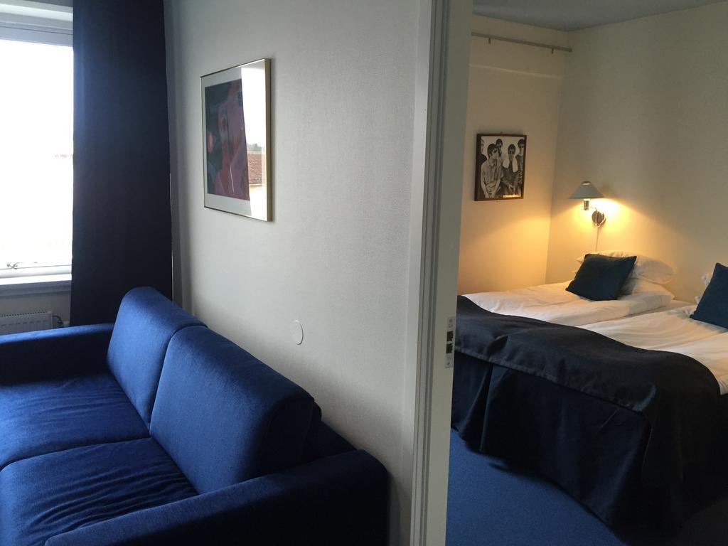 Hotell Hulingen Hultsfred Bagian luar foto