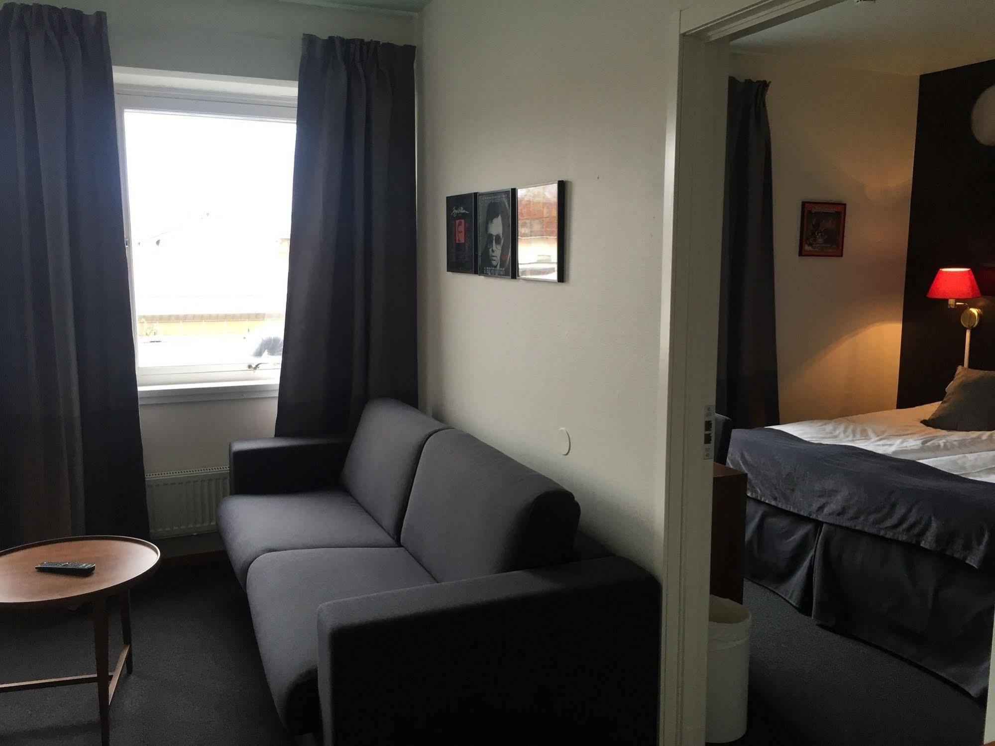 Hotell Hulingen Hultsfred Bagian luar foto