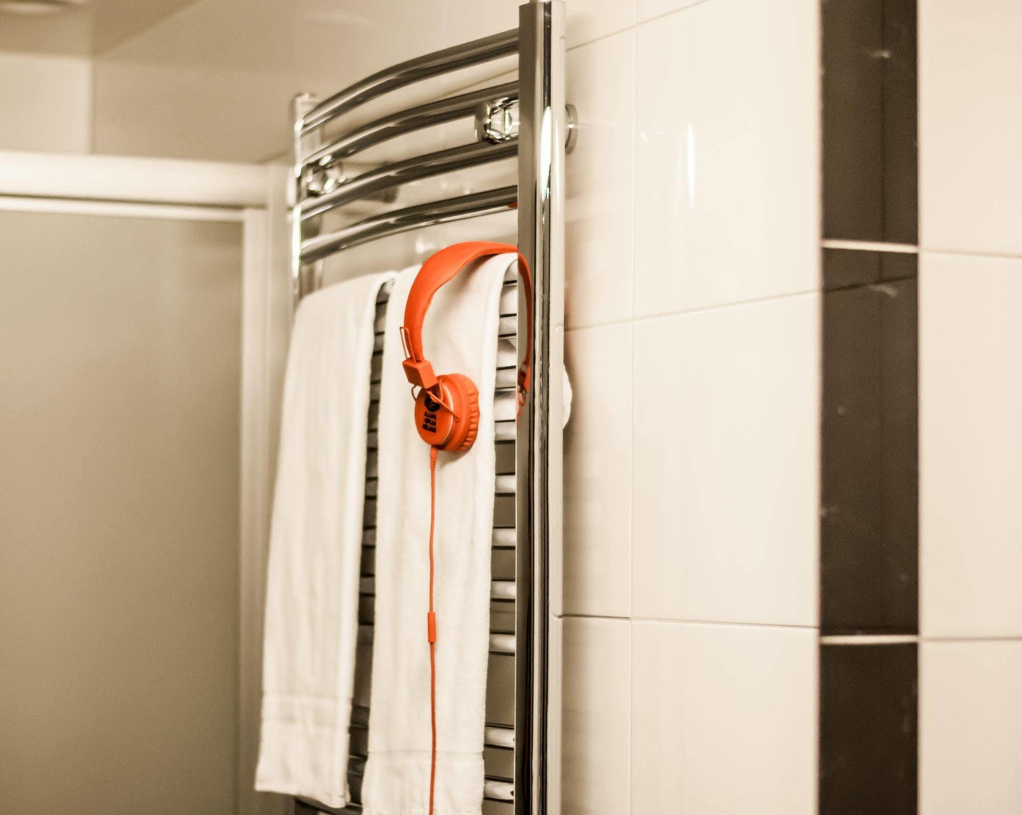 Hotell Hulingen Hultsfred Bagian luar foto