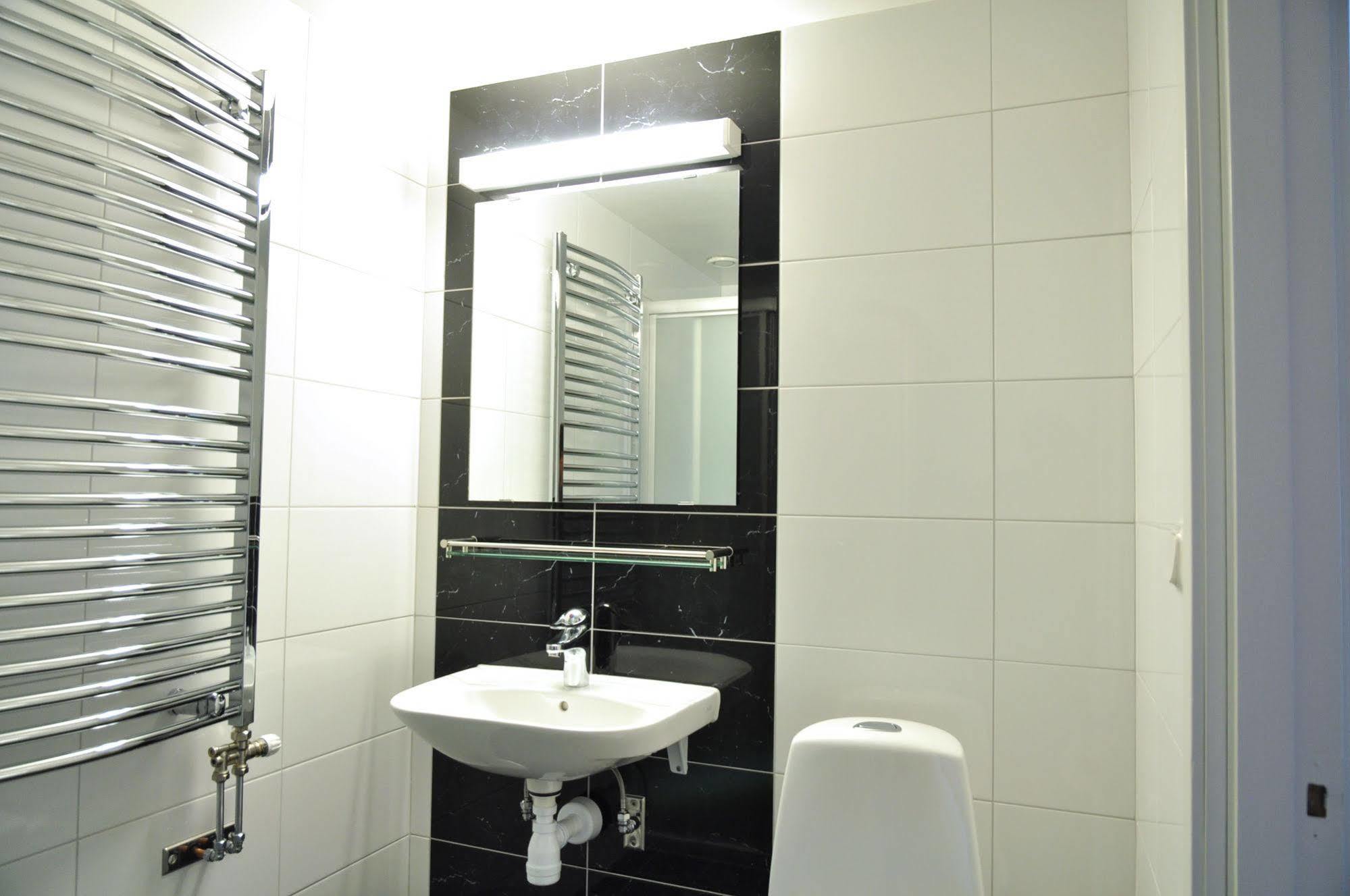 Hotell Hulingen Hultsfred Bagian luar foto