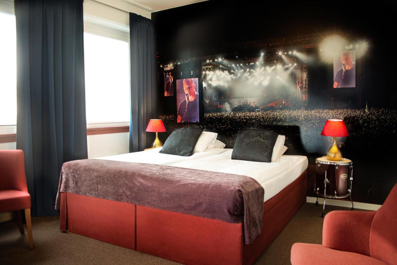 Hotell Hulingen Hultsfred Bagian luar foto